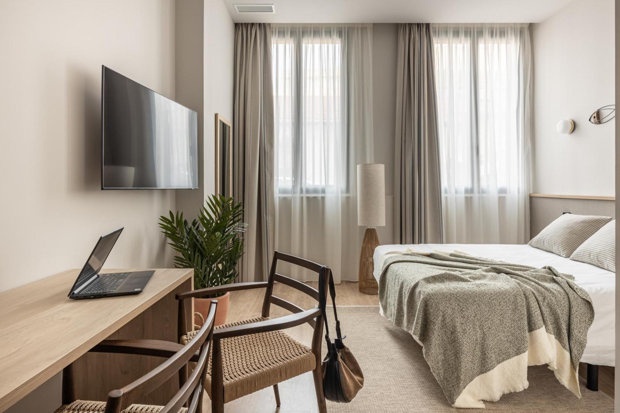 Libere Malaga Trinidad Apartment ภายนอก รูปภาพ